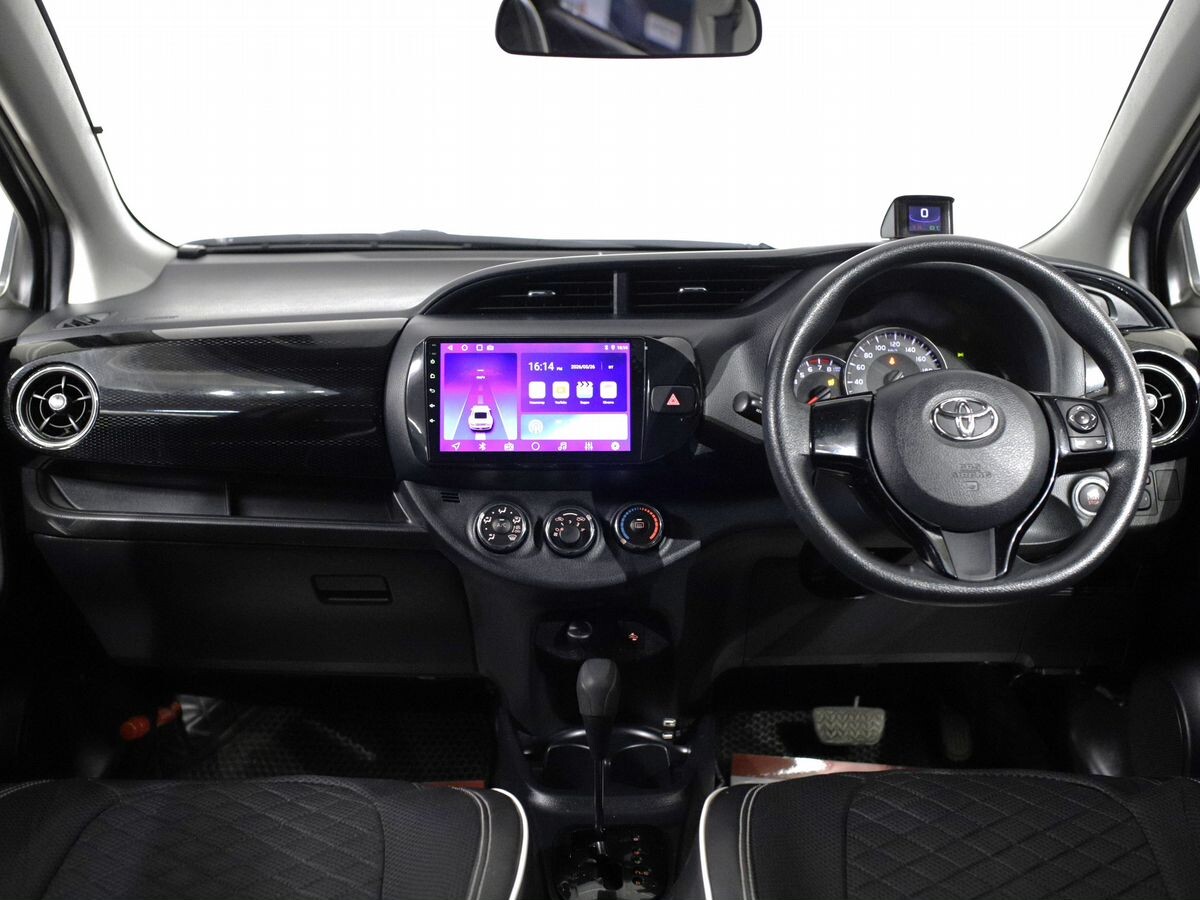 Toyota Vitz 2019 - фото автомобиля