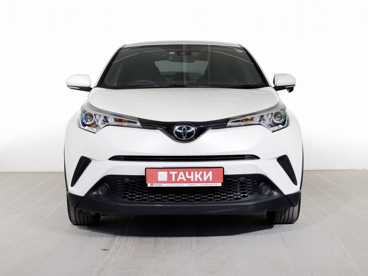 Toyota C-HR 2019 - фото автомобиля