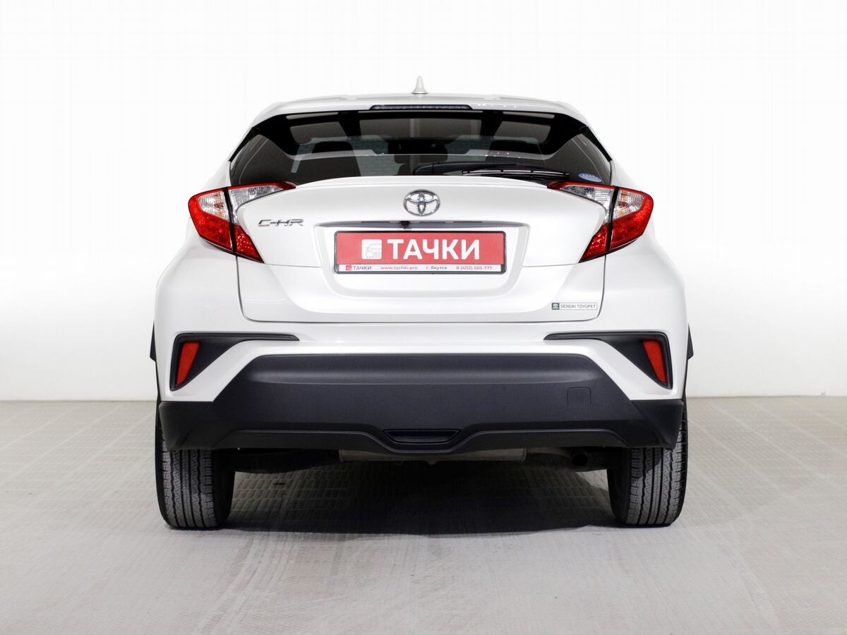Toyota C-HR 2019 - фото автомобиля