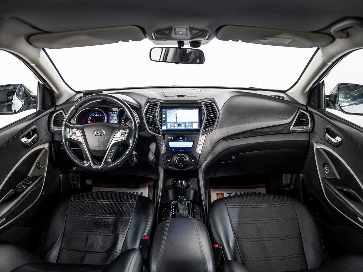 Hyundai Santa Fe 2012 - фото автомобиля