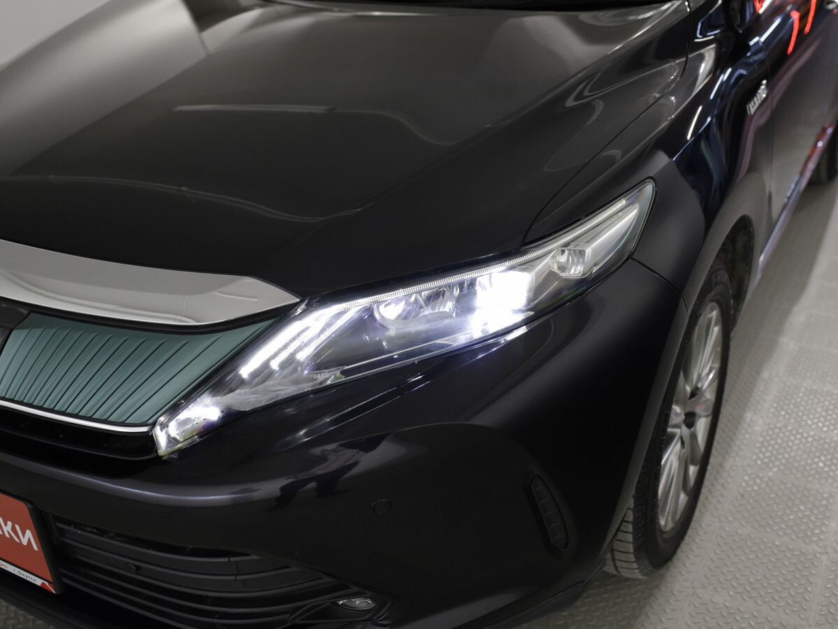 Toyota Harrier 2018 - фото автомобиля