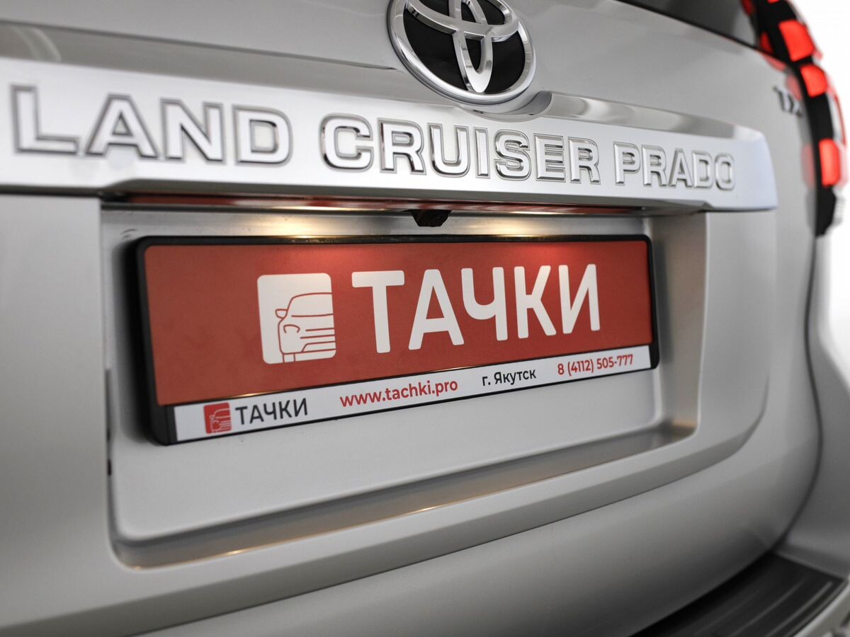 Toyota Land Cruiser Prado 2017 - фото автомобиля