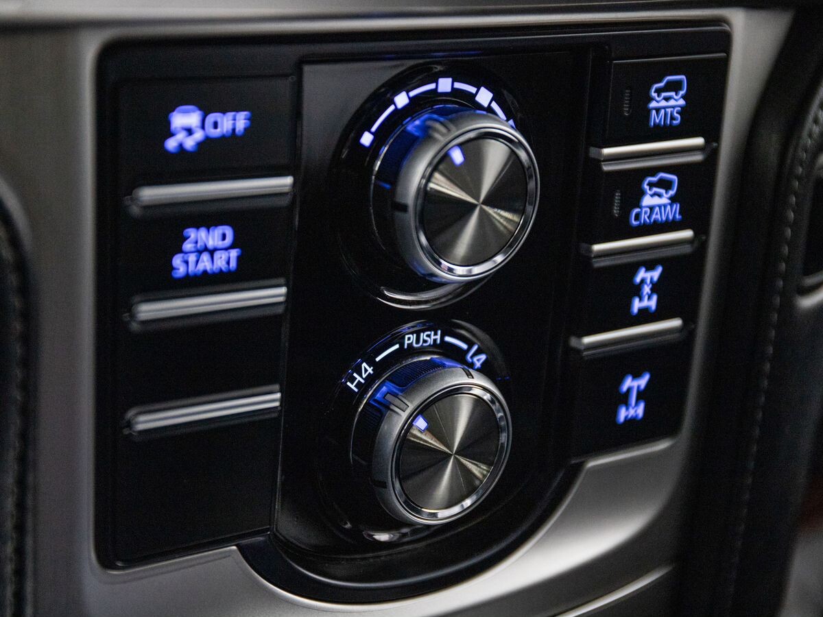 Toyota Land Cruiser Prado 2020 - фото автомобиля
