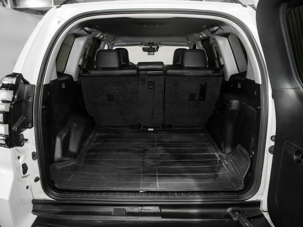 Toyota Land Cruiser Prado 2020 - фото автомобиля