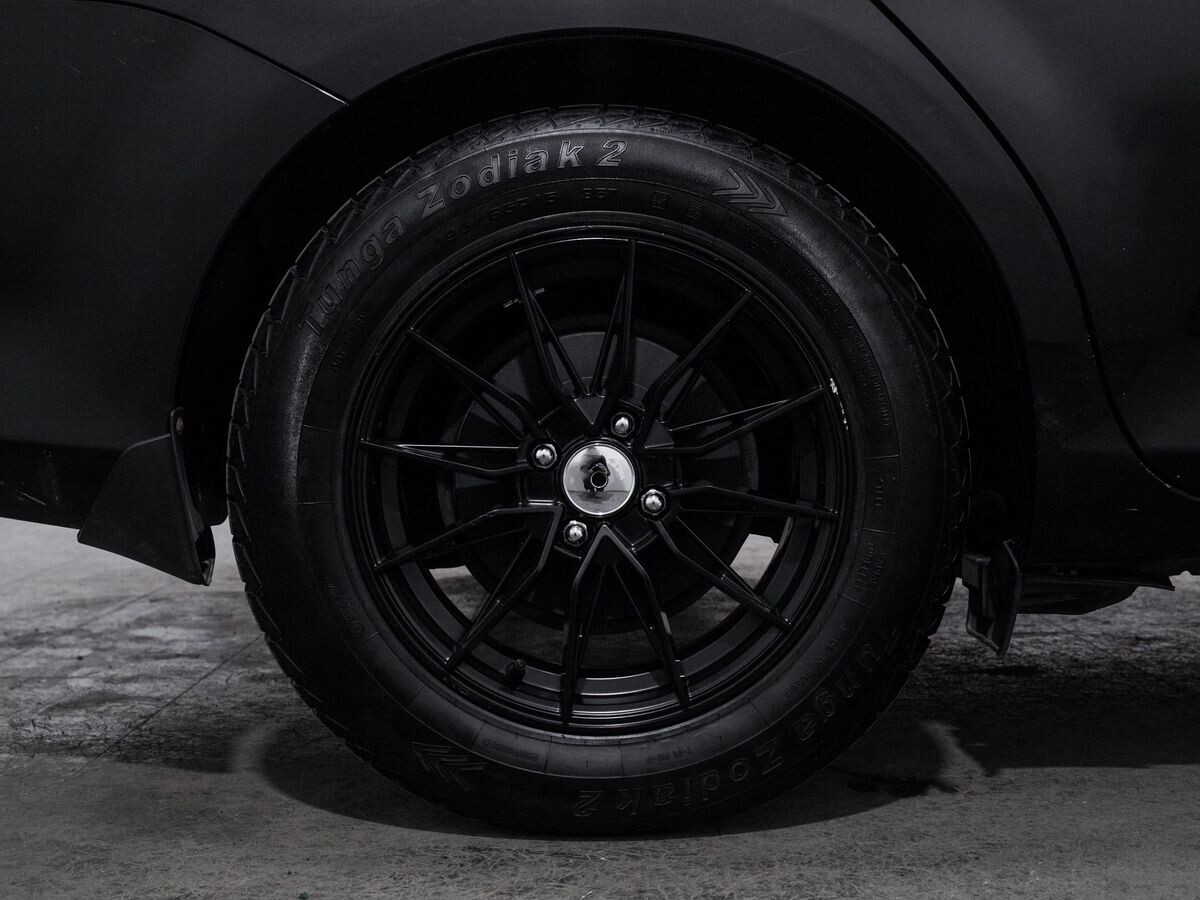 Toyota Corolla Fielder 2020 - фото автомобиля
