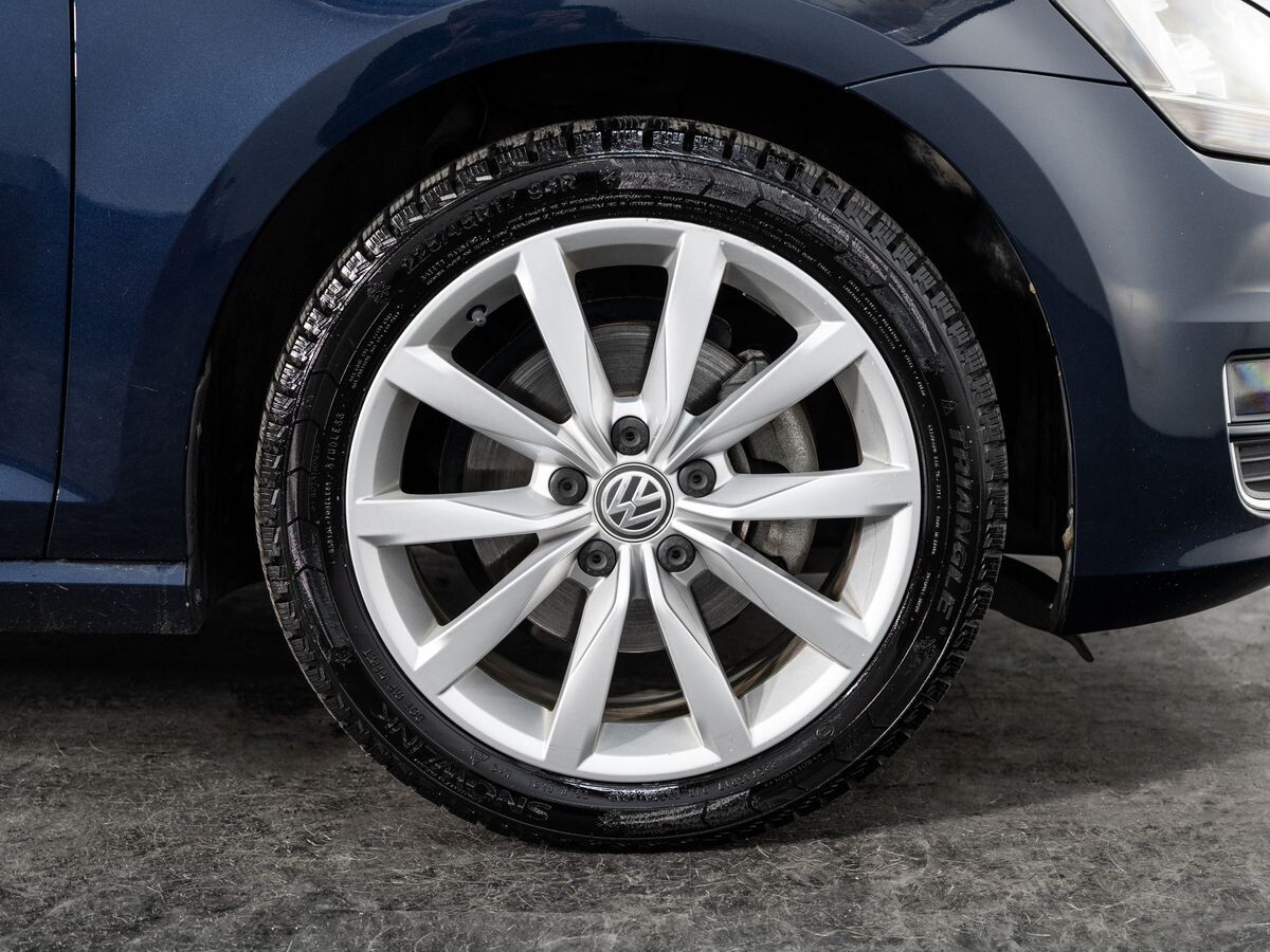Volkswagen Golf 2014 - фото автомобиля