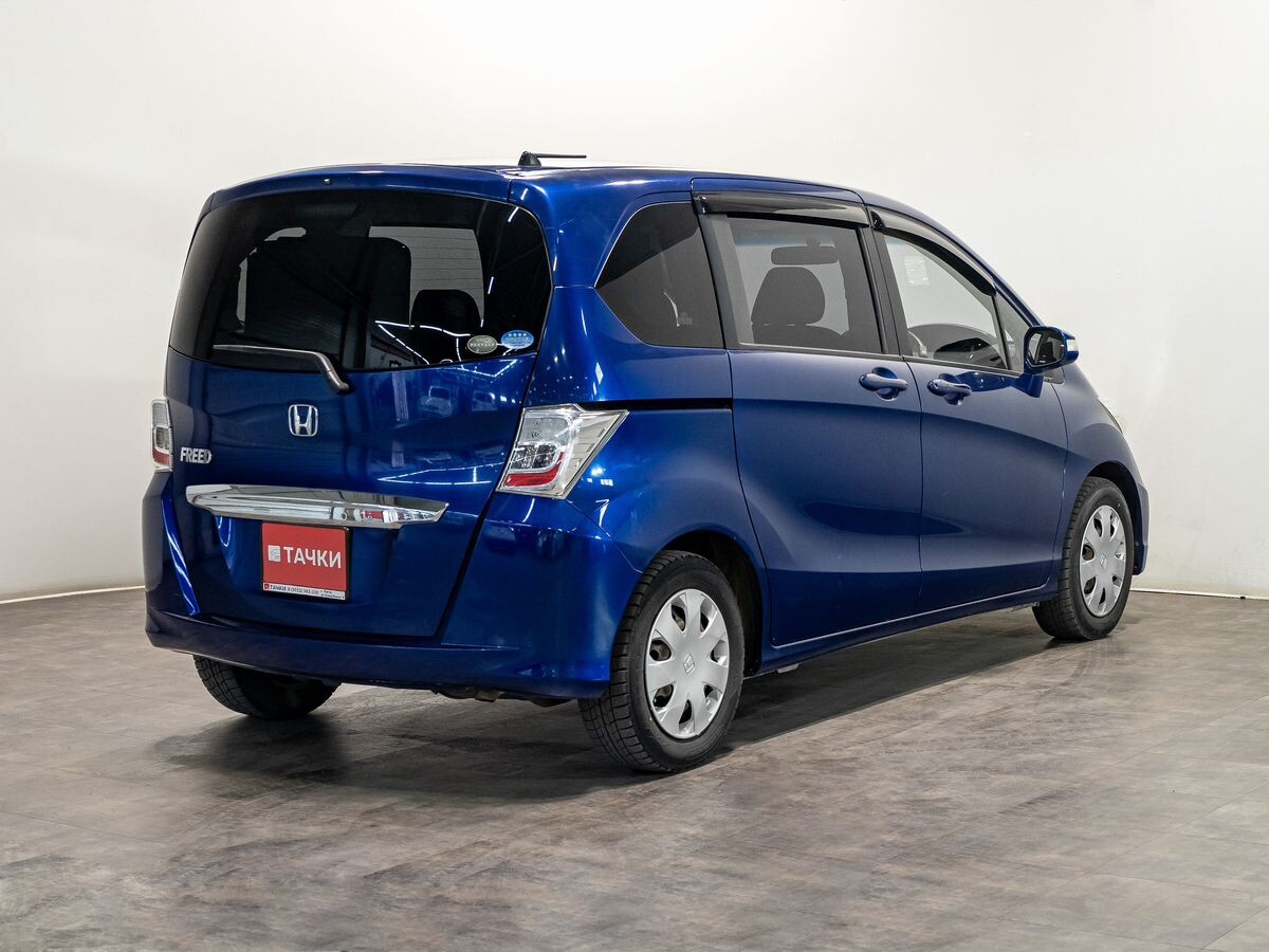 Honda Freed 2012 - фото автомобиля