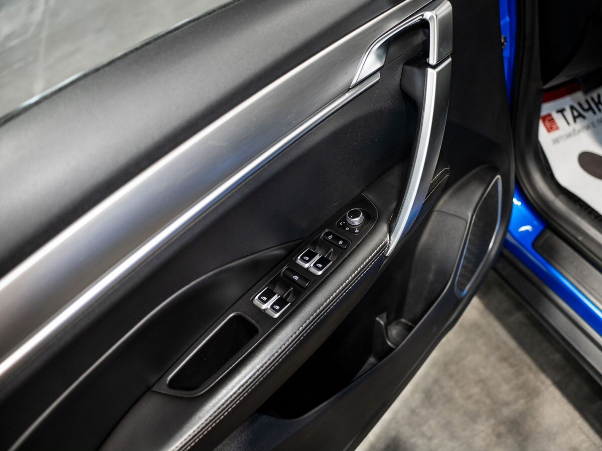 Geely Coolray 2020 - фото автомобиля