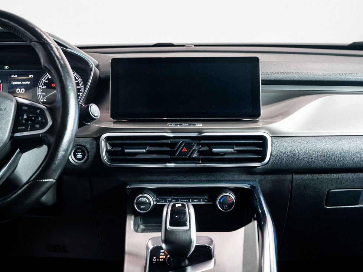 Geely Coolray 2020 - фото автомобиля