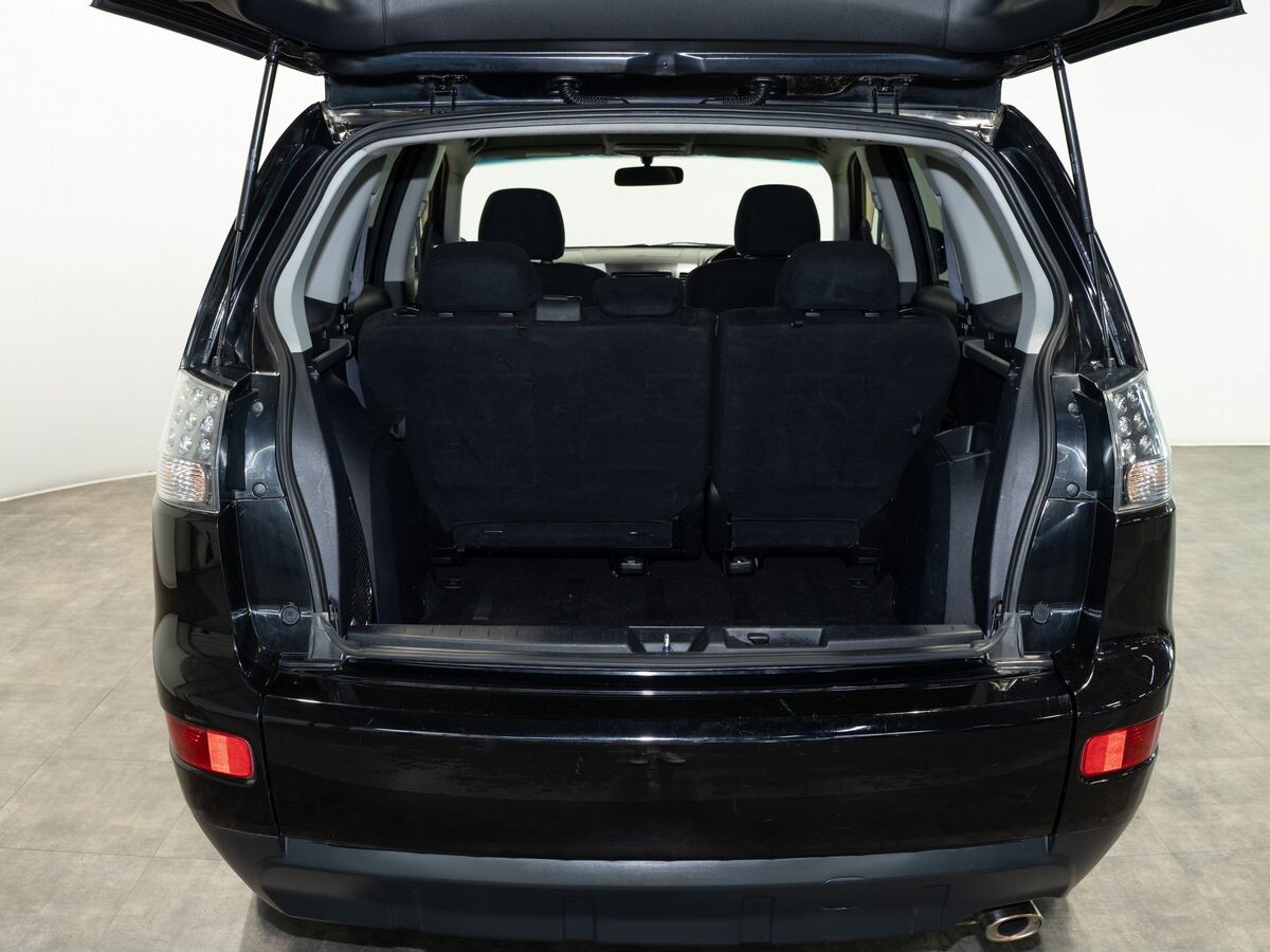 Mitsubishi Outlander 2006 - фото автомобиля