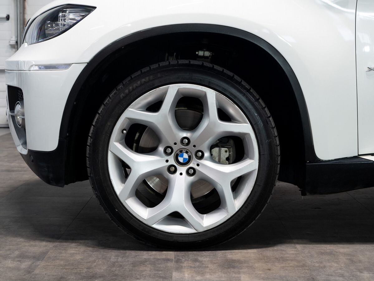 BMW X6 2008 - фото автомобиля