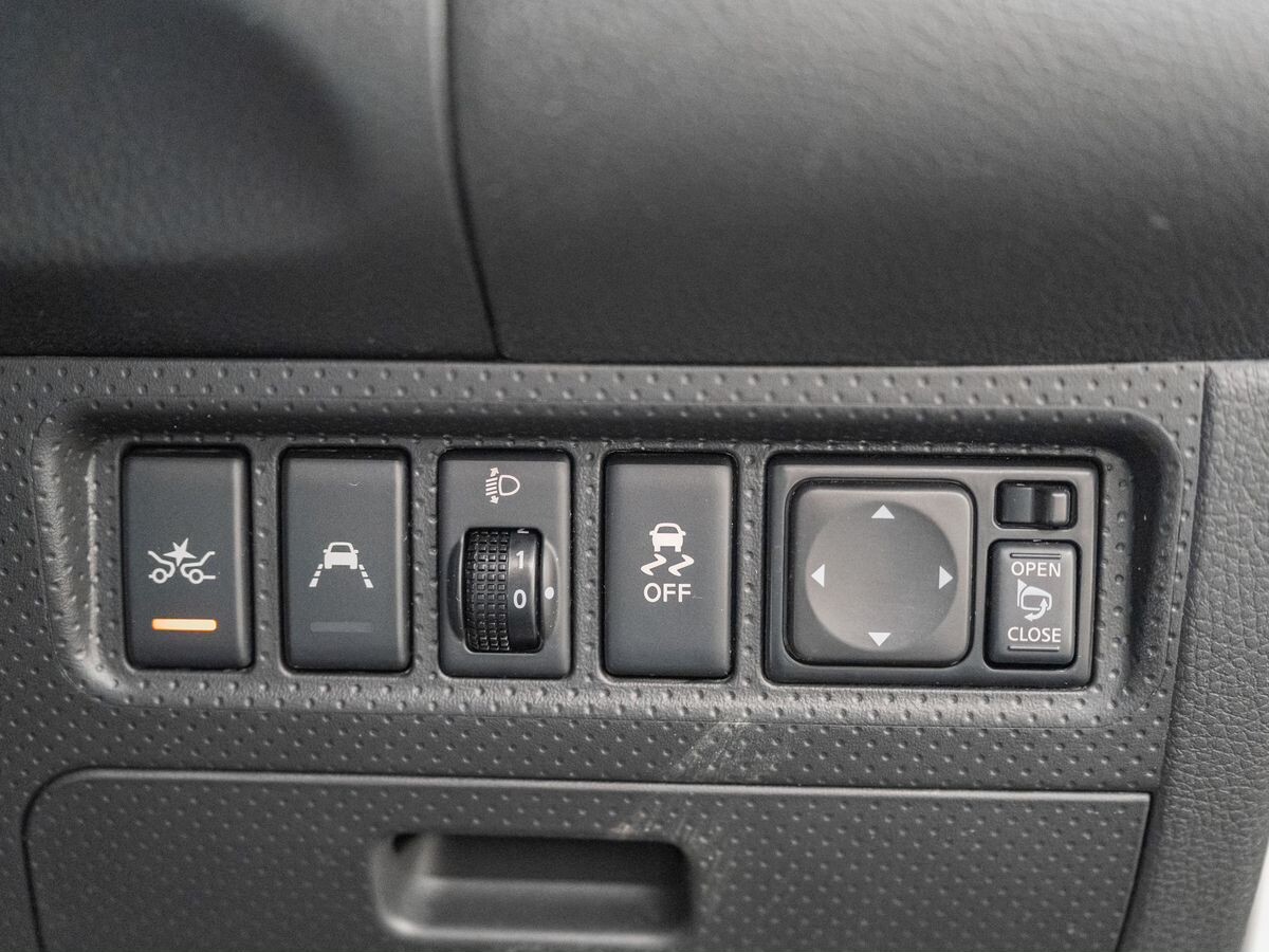 Nissan AD 2021 - фото автомобиля