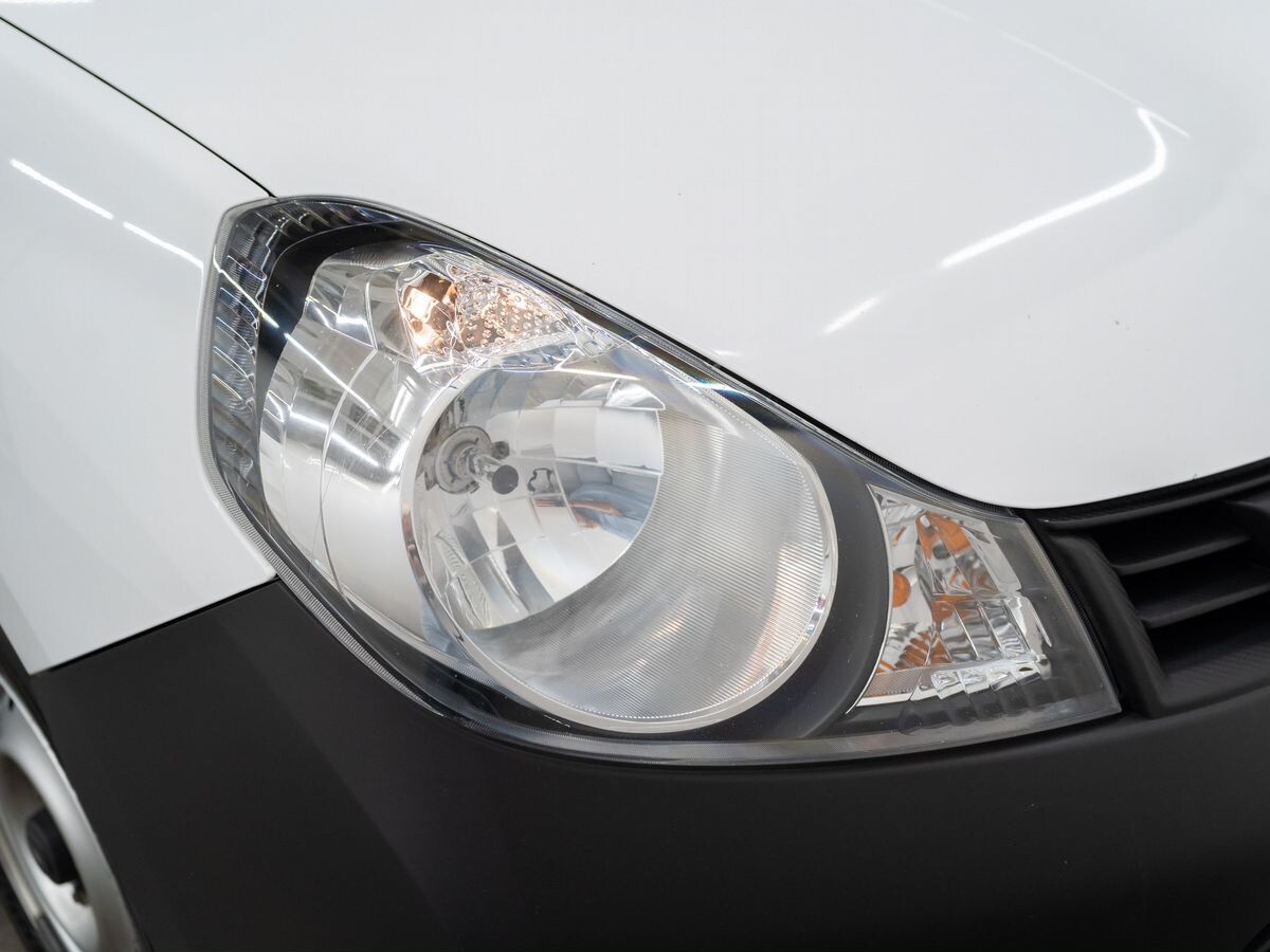 Nissan AD 2021 - фото автомобиля