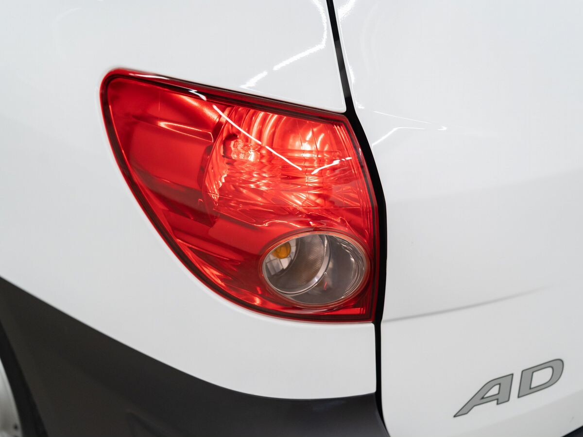 Nissan AD 2021 - фото автомобиля