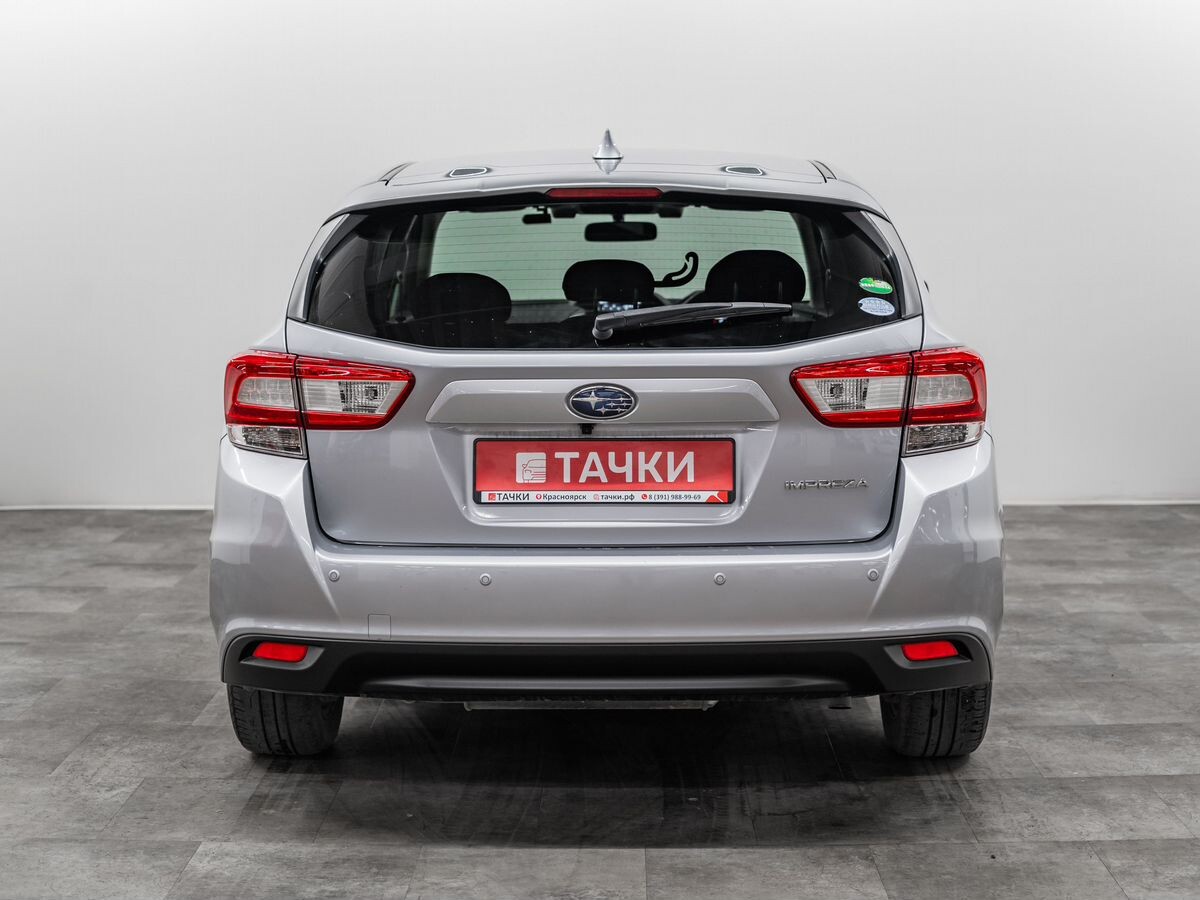 Subaru Impreza 2018 - фото автомобиля