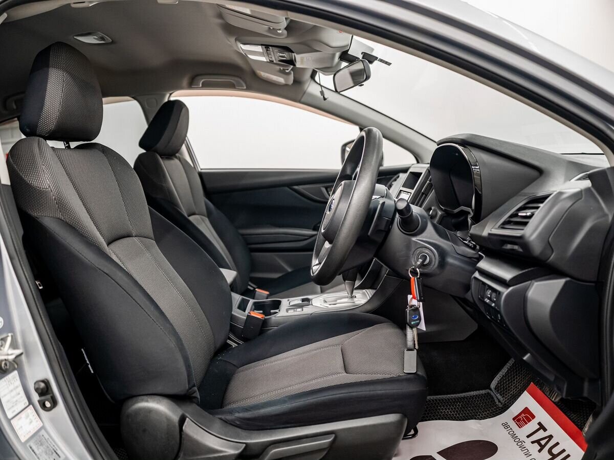 Subaru Impreza 2018 - фото автомобиля