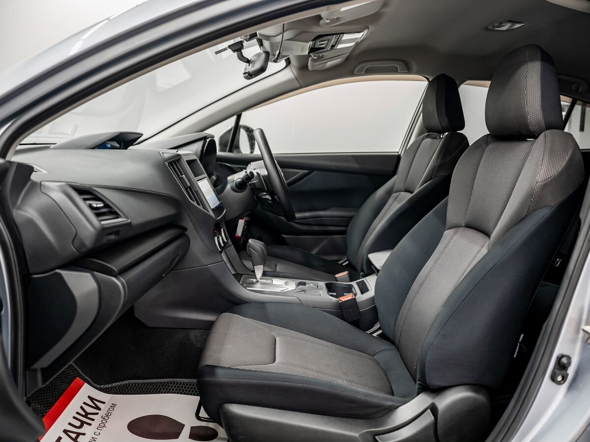 Subaru Impreza 2018 - фото автомобиля