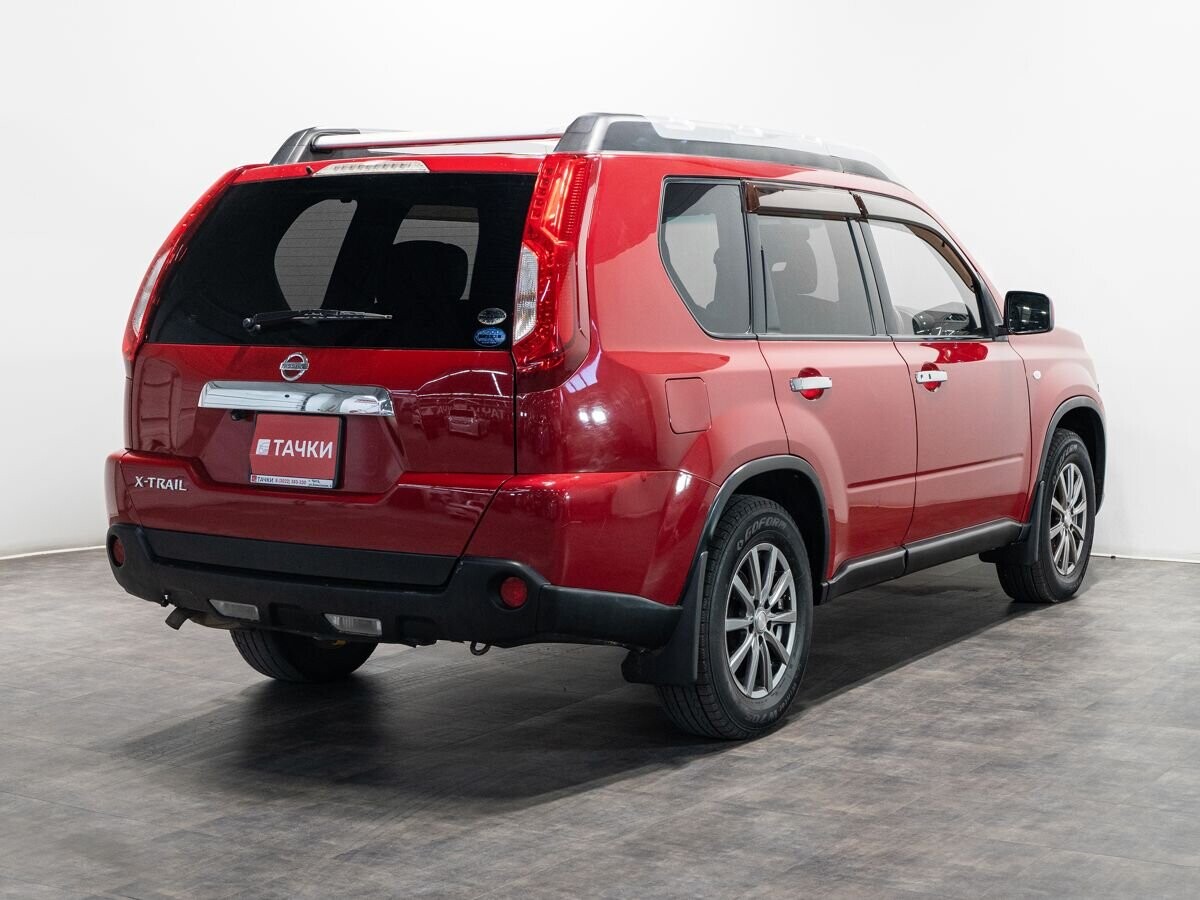 Nissan X-Trail 2010 - фото автомобиля