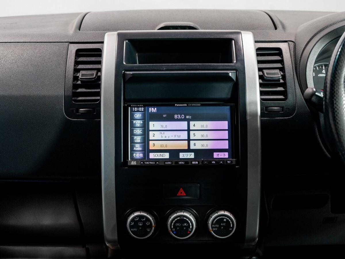 Nissan X-Trail 2010 - фото автомобиля