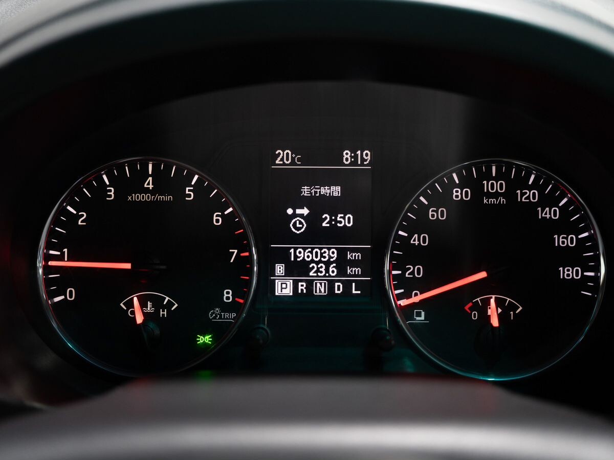 Nissan X-Trail 2010 - фото автомобиля