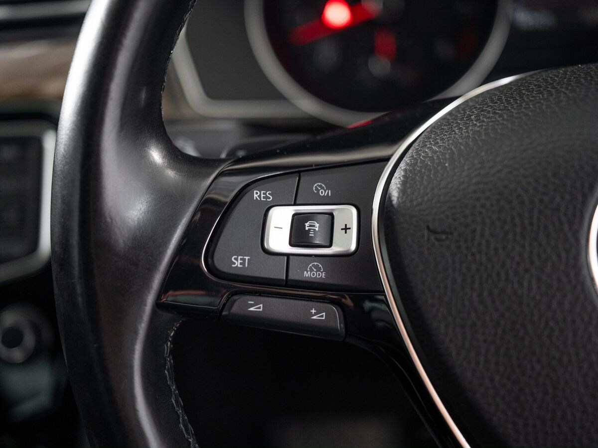Volkswagen Passat 2015 - фото автомобиля