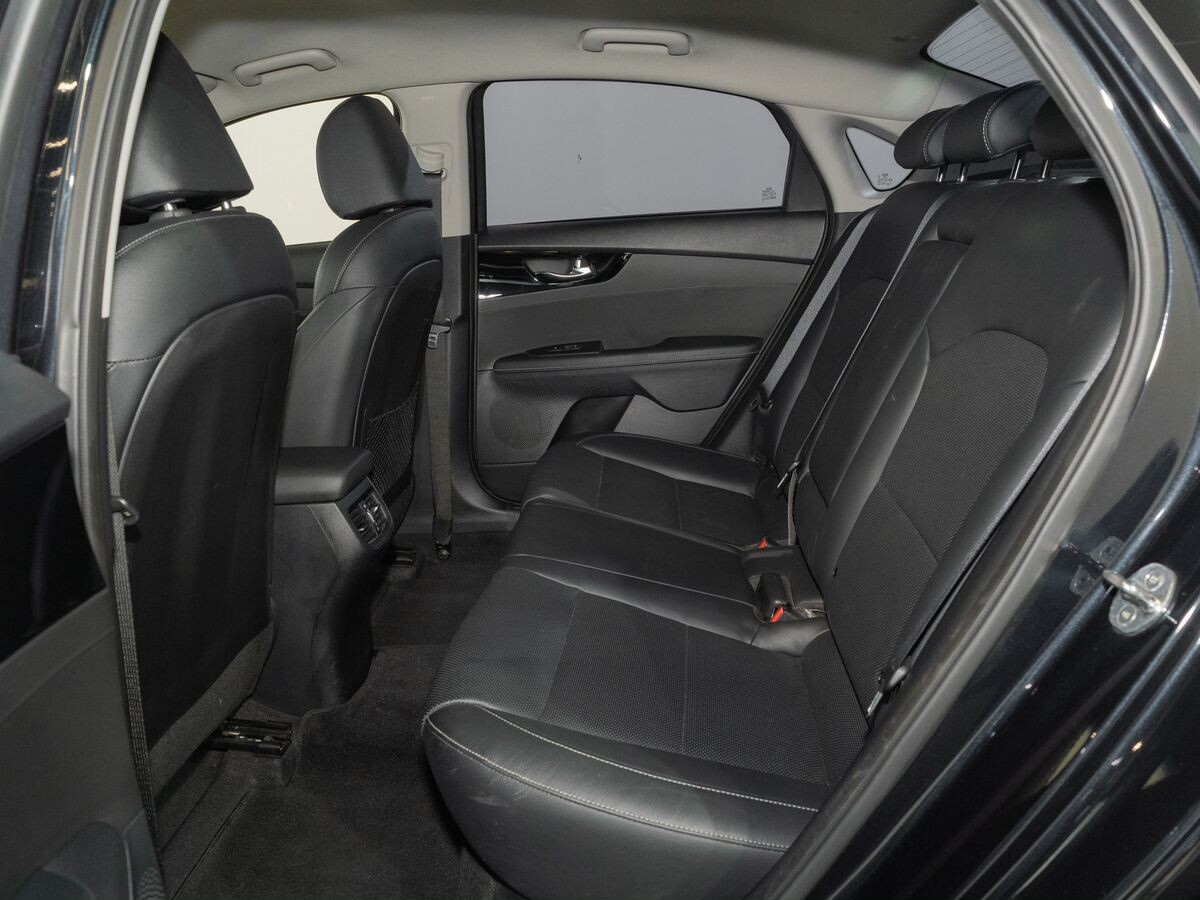 Kia K3 2020 - фото автомобиля