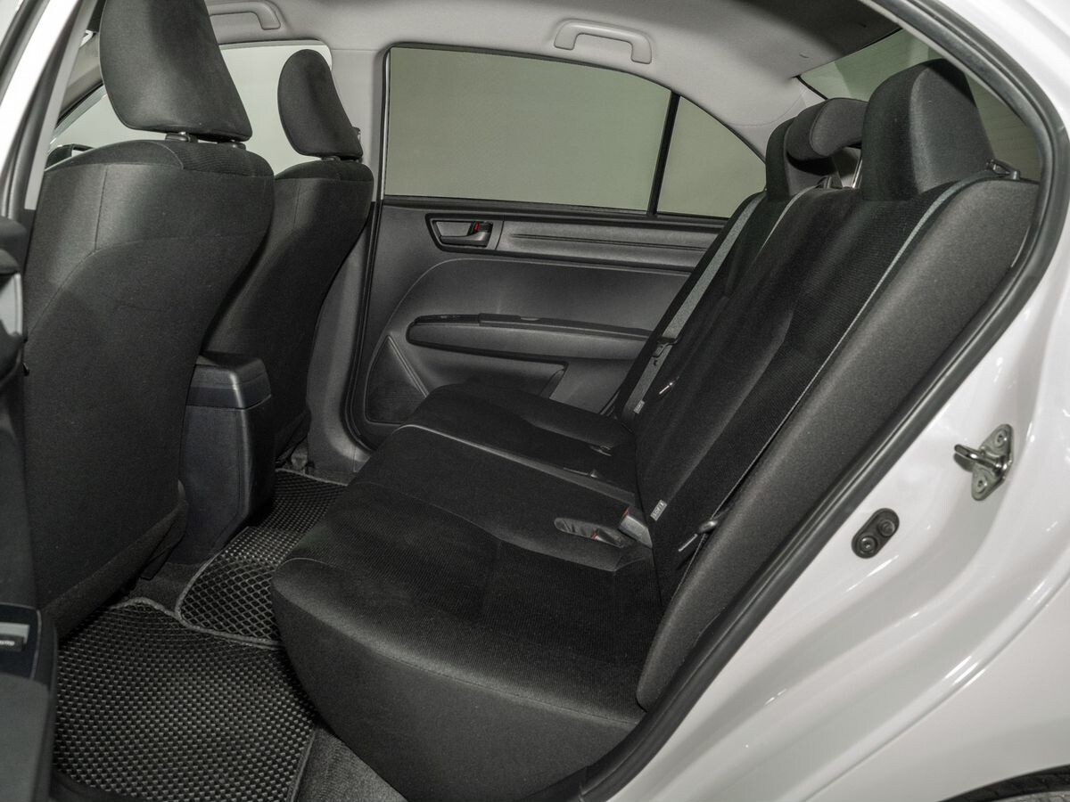 Toyota Corolla Axio 2020 - фото автомобиля
