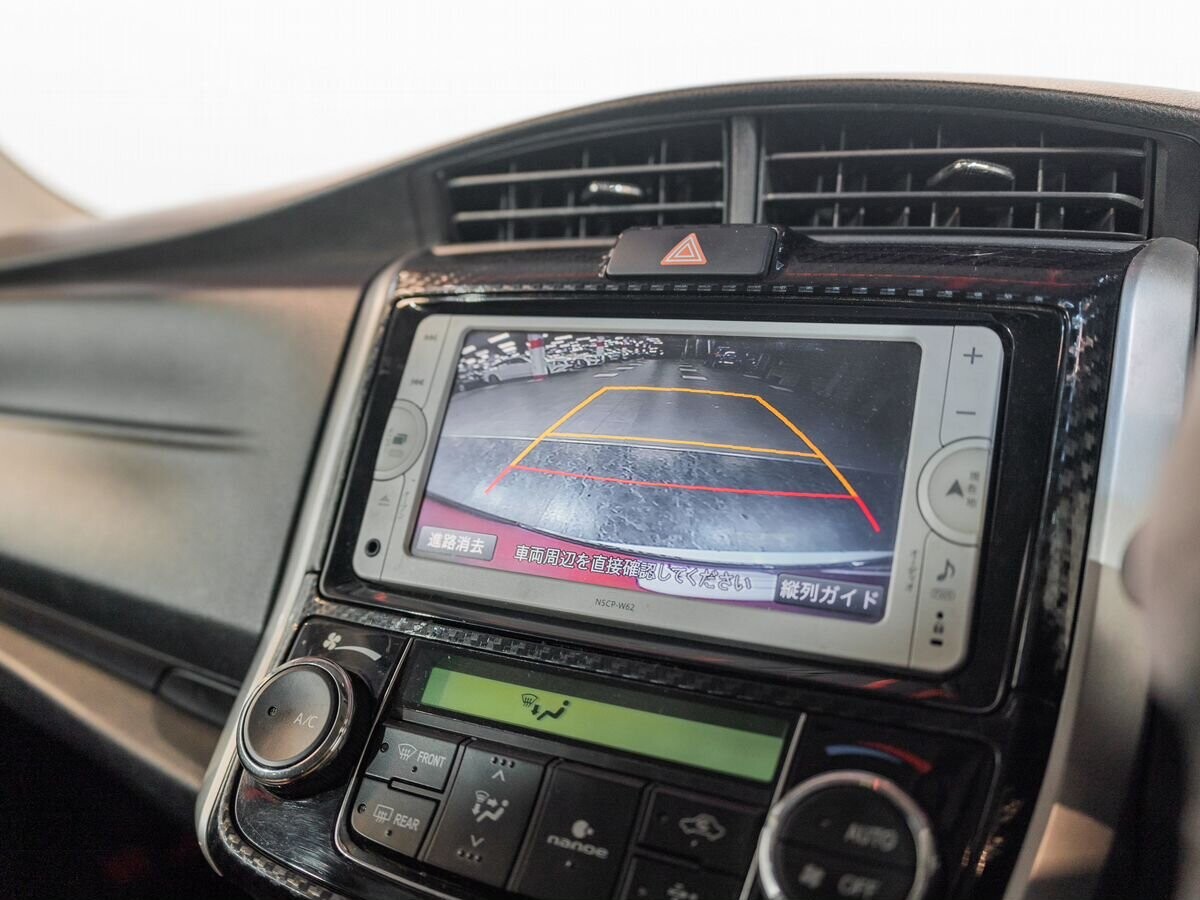 Toyota Corolla Fielder 2014 - фото автомобиля
