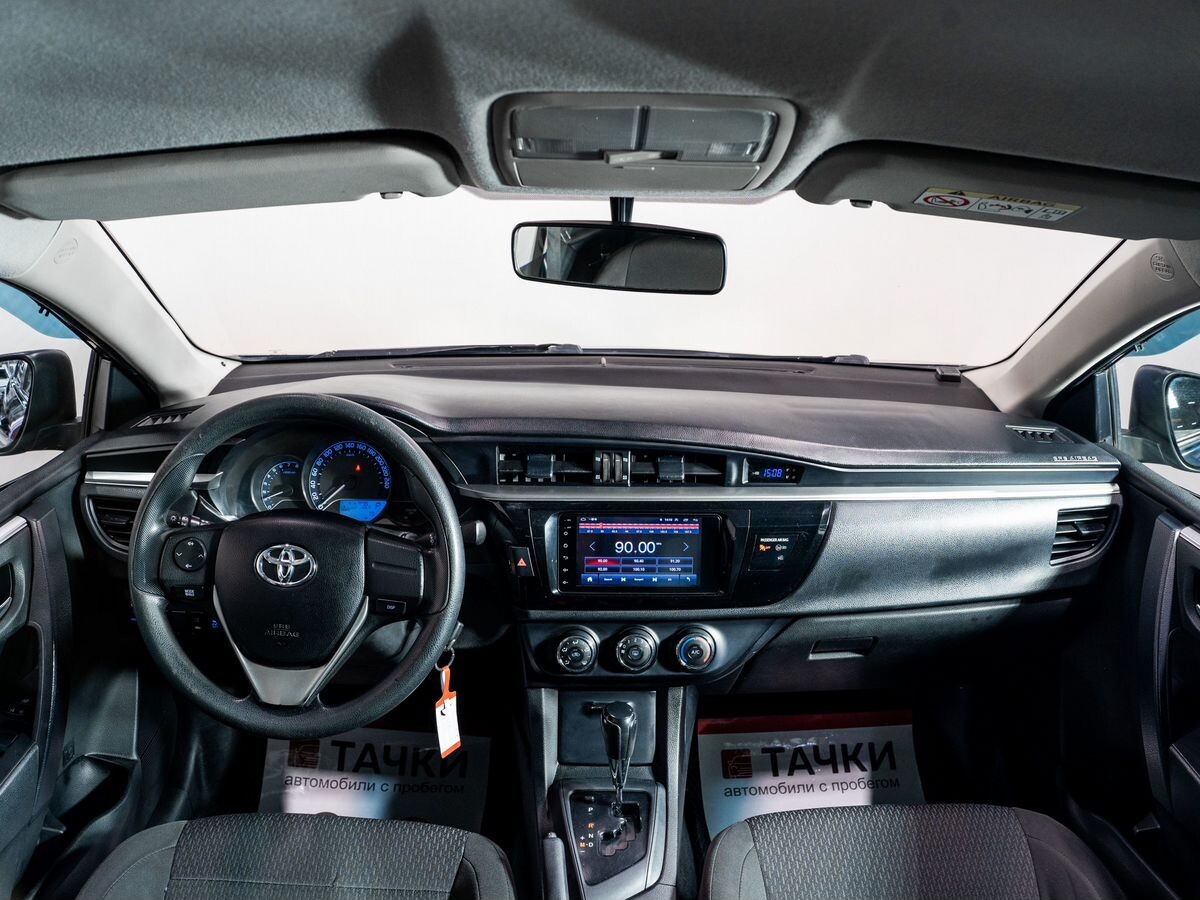 Toyota Corolla 2014 - фото автомобиля