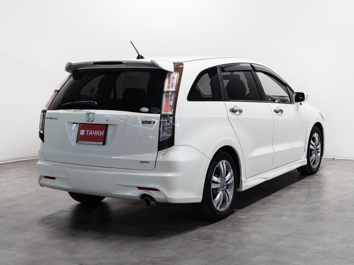 Honda Stream 2010 - фото автомобиля