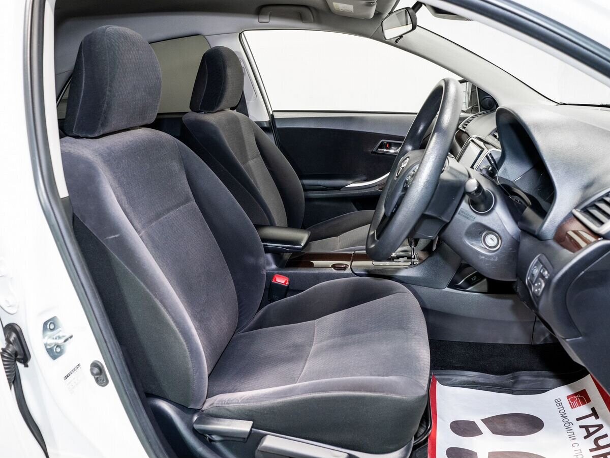 Toyota Allion 2020 - фото автомобиля