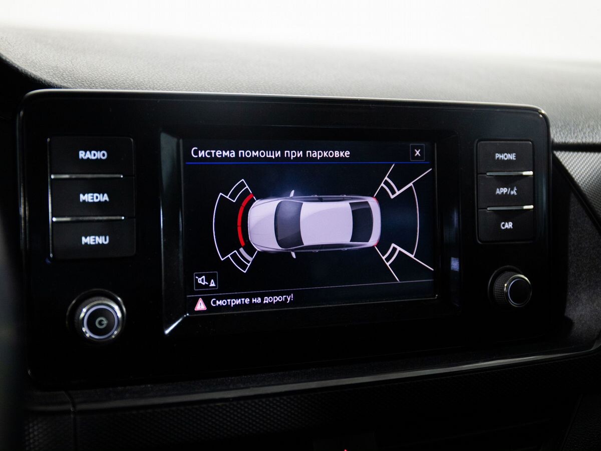 Volkswagen Polo 2021 - фото автомобиля