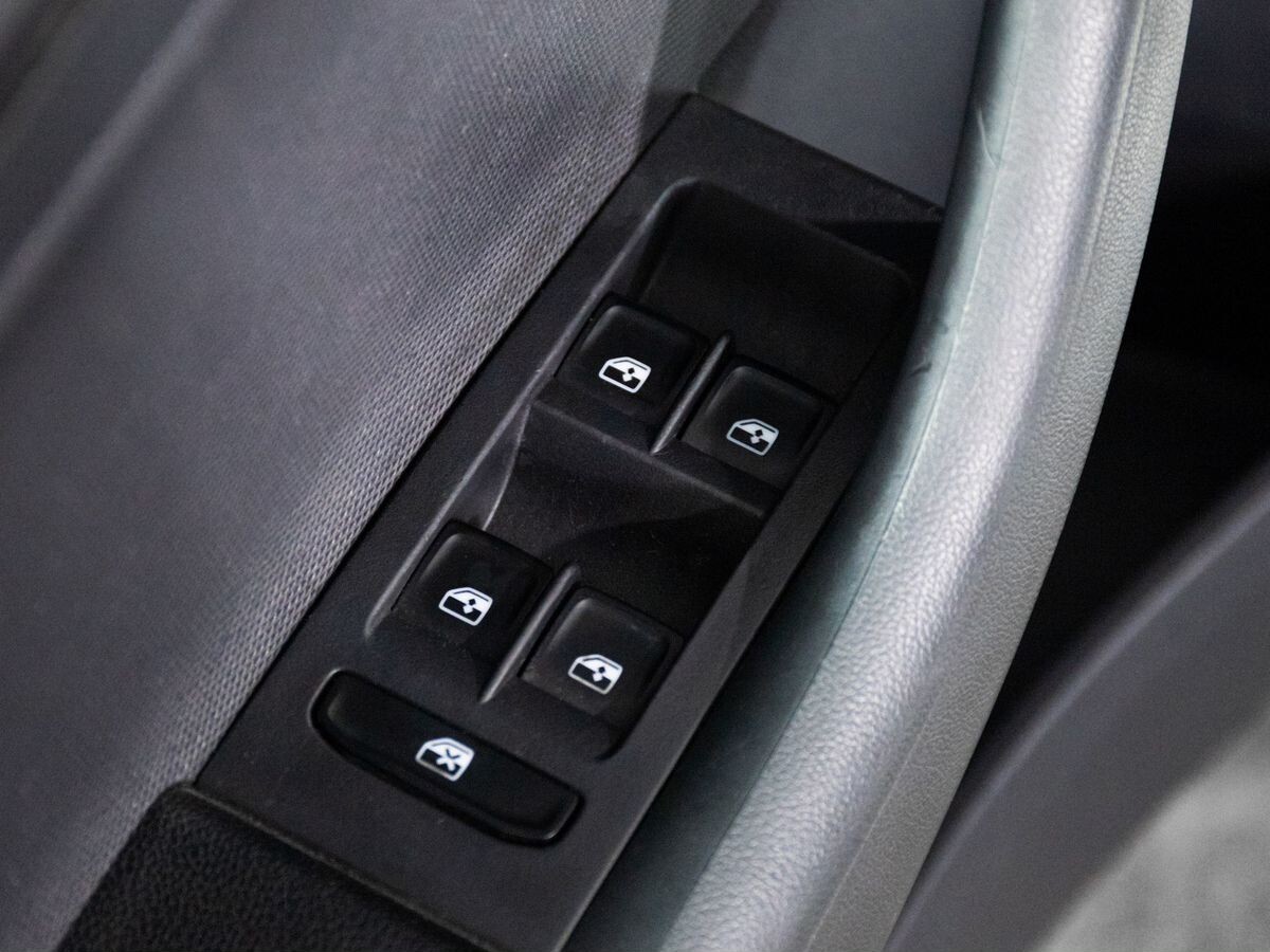 Volkswagen Polo 2021 - фото автомобиля