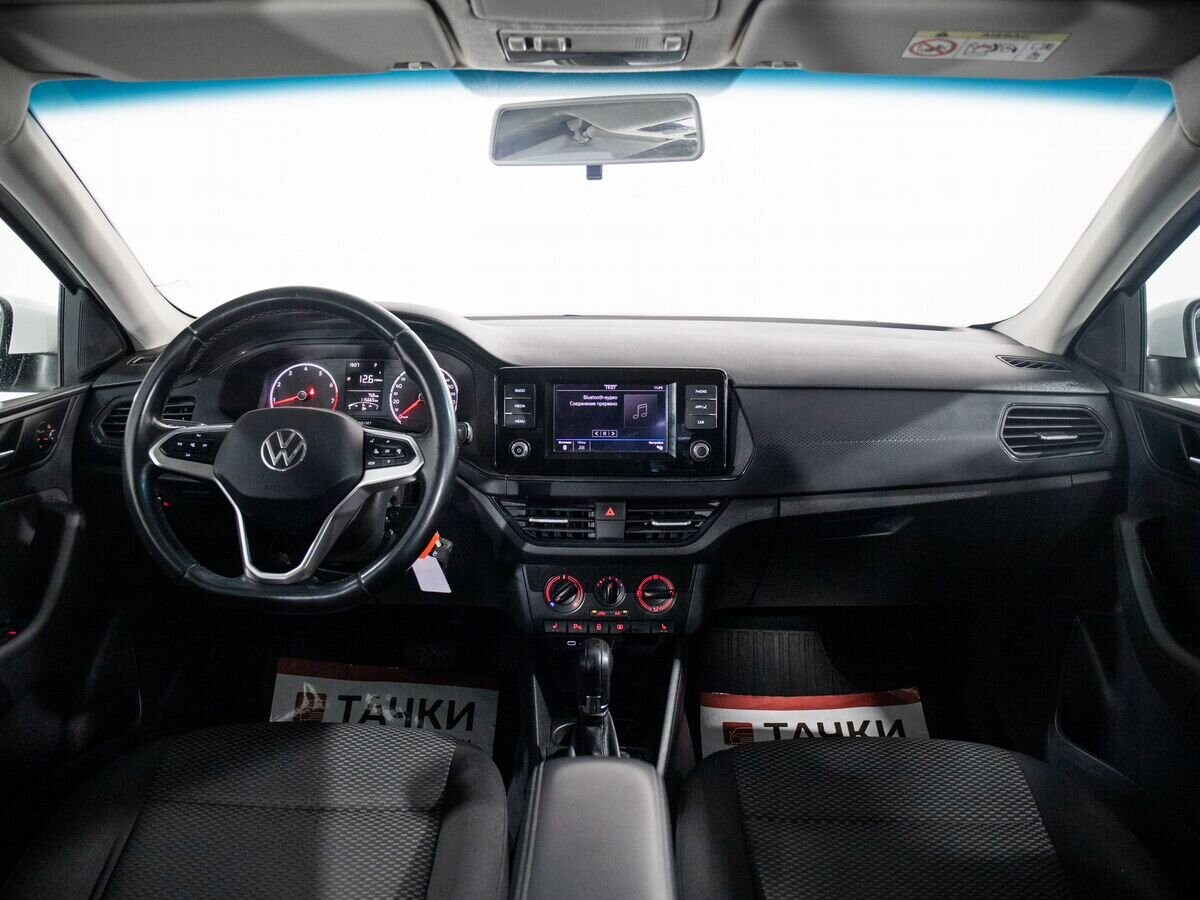 Volkswagen Polo 2021 - фото автомобиля