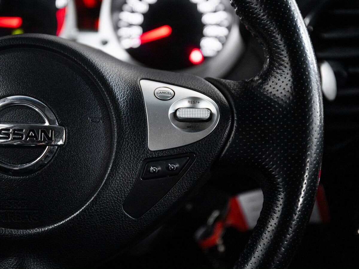 Nissan Juke 2013 - фото автомобиля