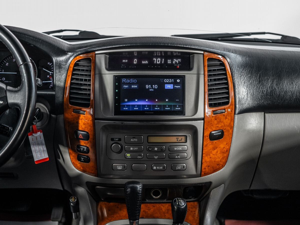 Toyota Land Cruiser 2003 - фото автомобиля