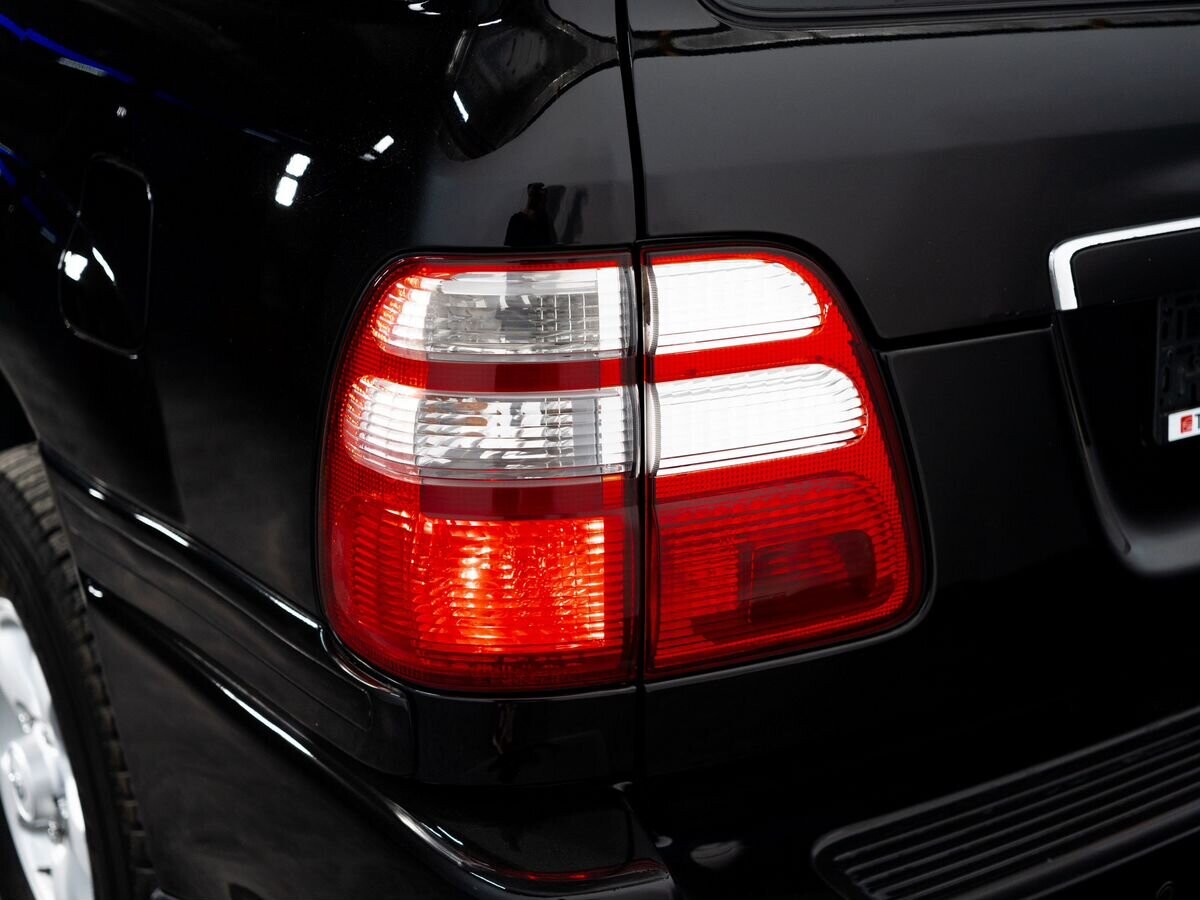 Toyota Land Cruiser 2003 - фото автомобиля