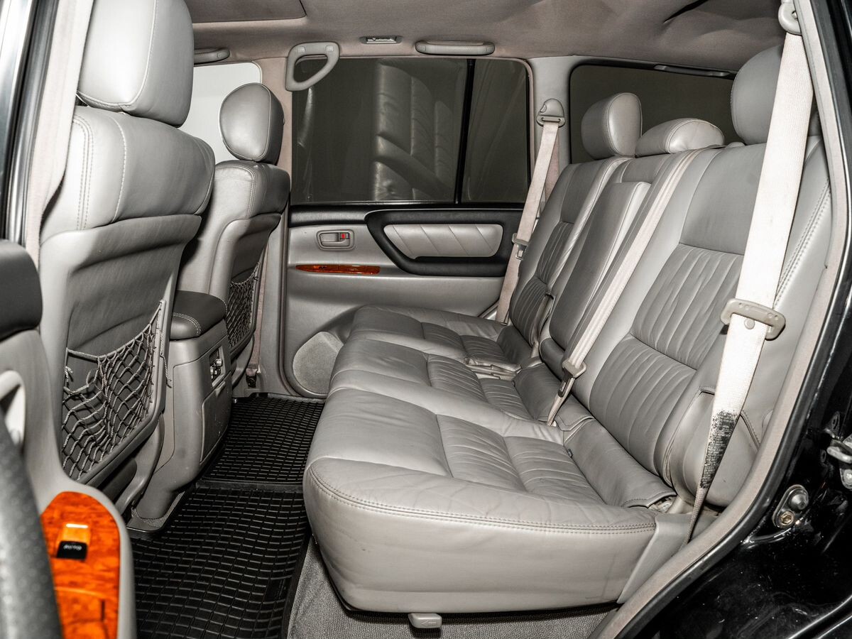 Toyota Land Cruiser 2003 - фото автомобиля