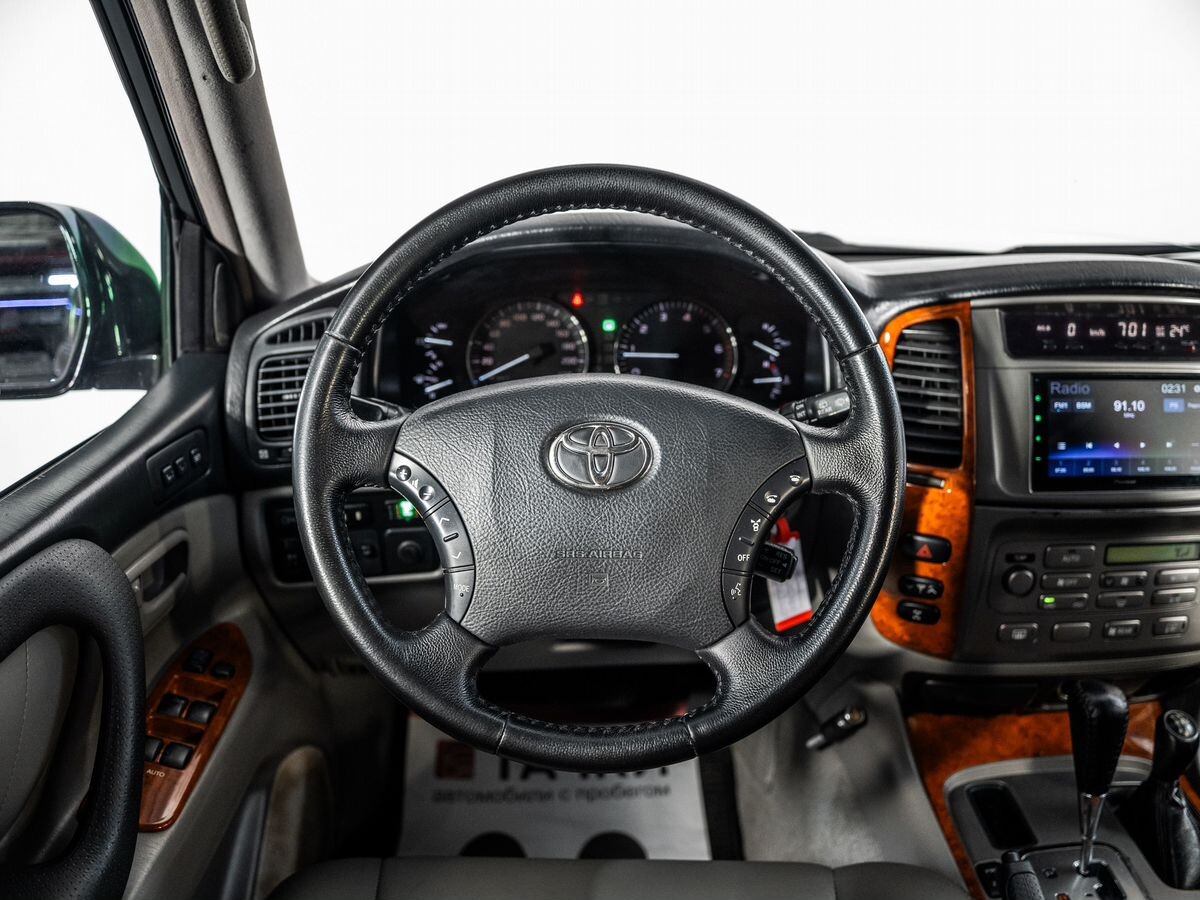 Toyota Land Cruiser 2003 - фото автомобиля
