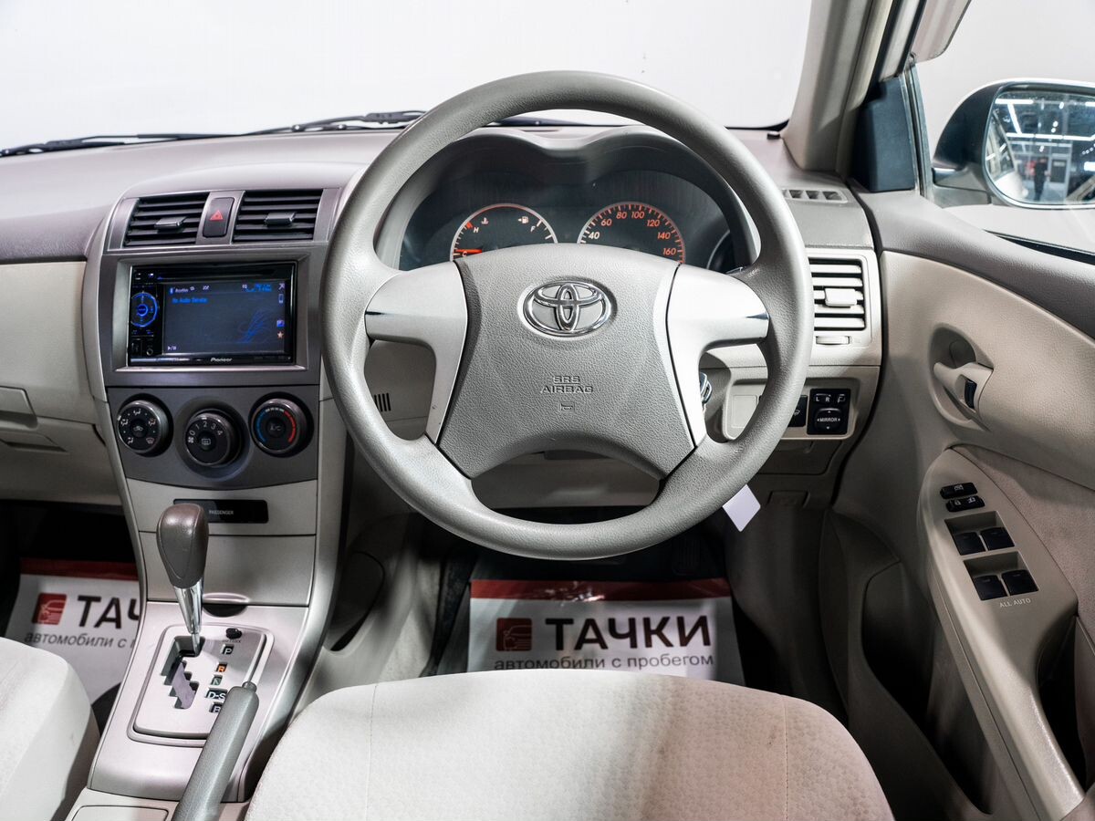 Toyota Corolla Axio 2010 - фото автомобиля