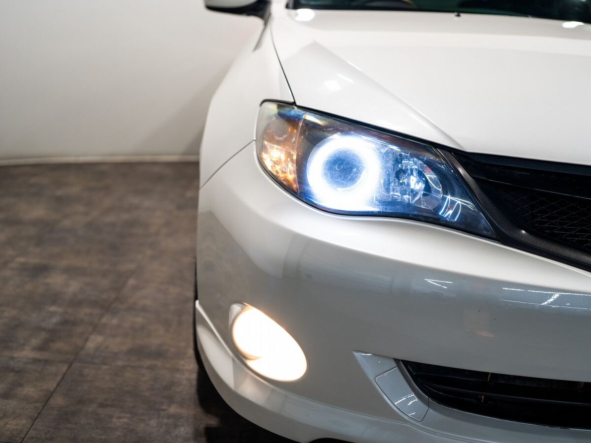 Subaru Impreza 2011 - фото автомобиля