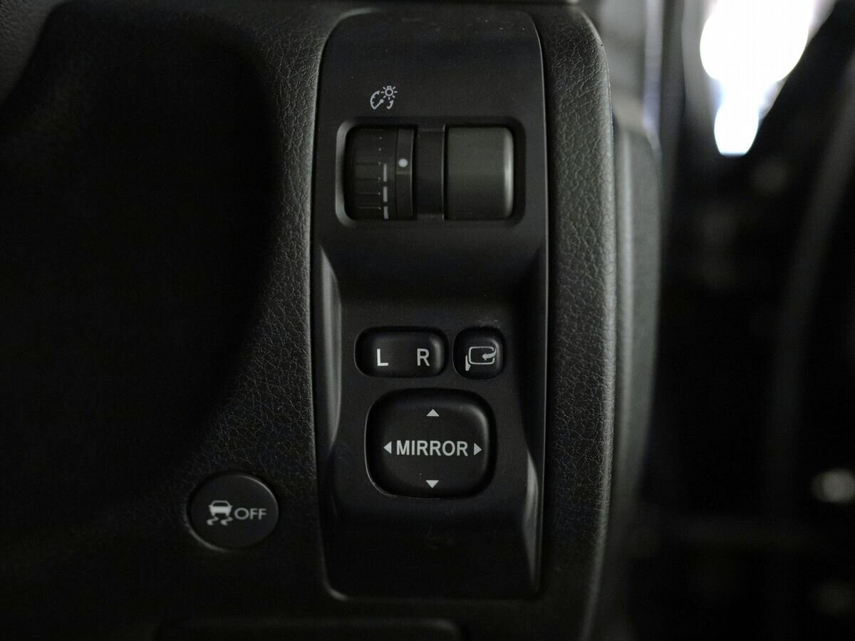 Subaru Forester 2008 - фото автомобиля