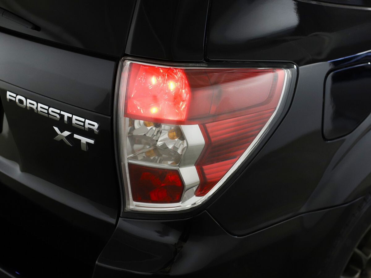 Subaru Forester 2008 - фото автомобиля