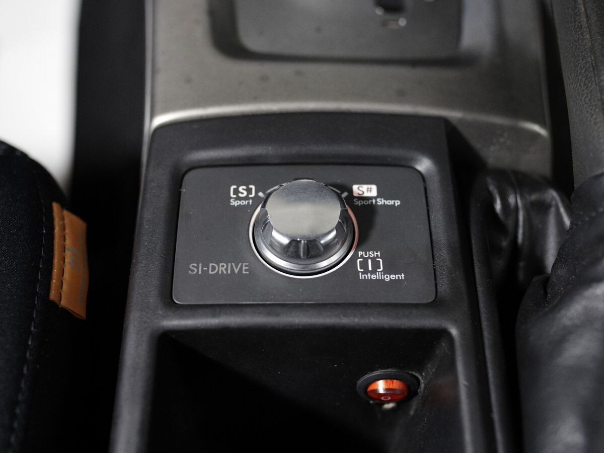 Subaru Forester 2008 - фото автомобиля