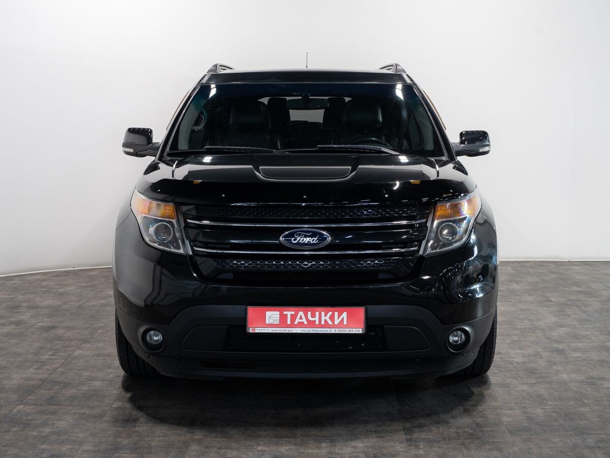 Ford Explorer 2012 - фото автомобиля