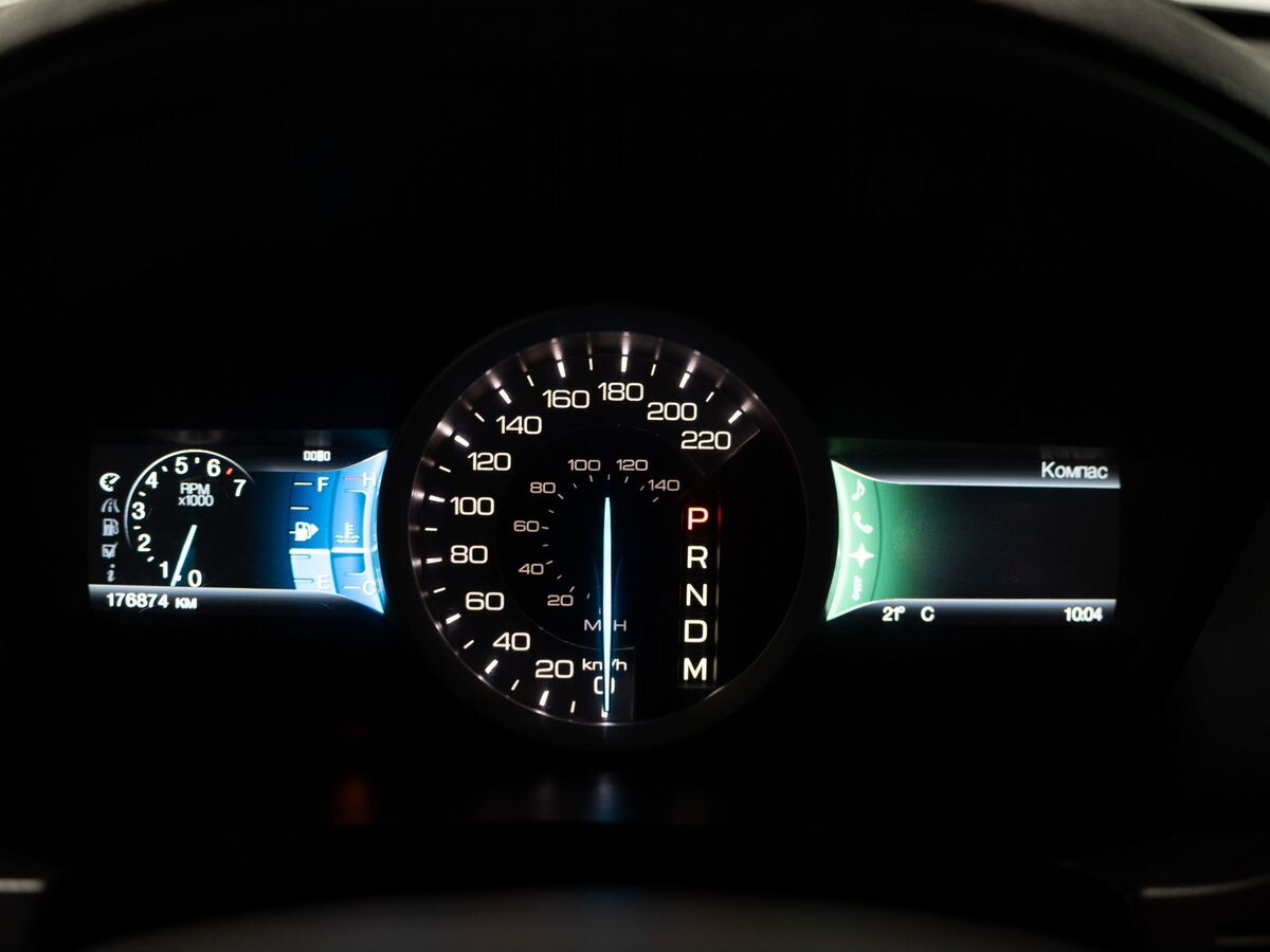 Ford Explorer 2012 - фото автомобиля