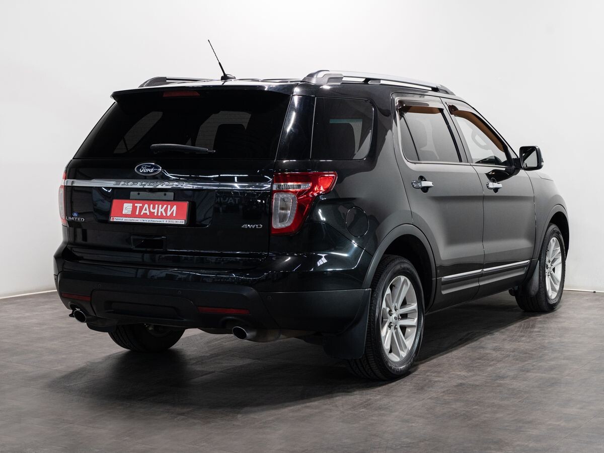 Ford Explorer 2012 - фото автомобиля