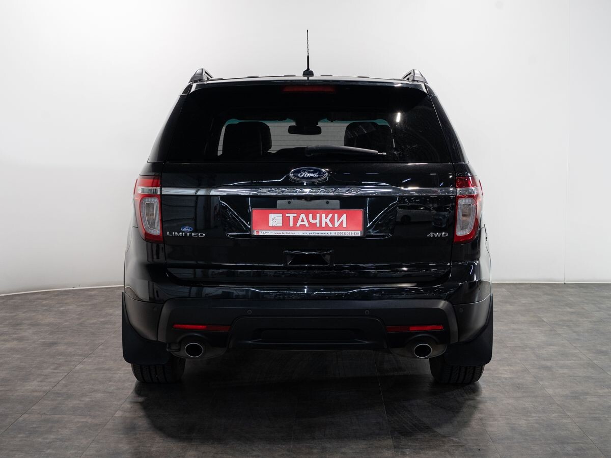 Ford Explorer 2012 - фото автомобиля