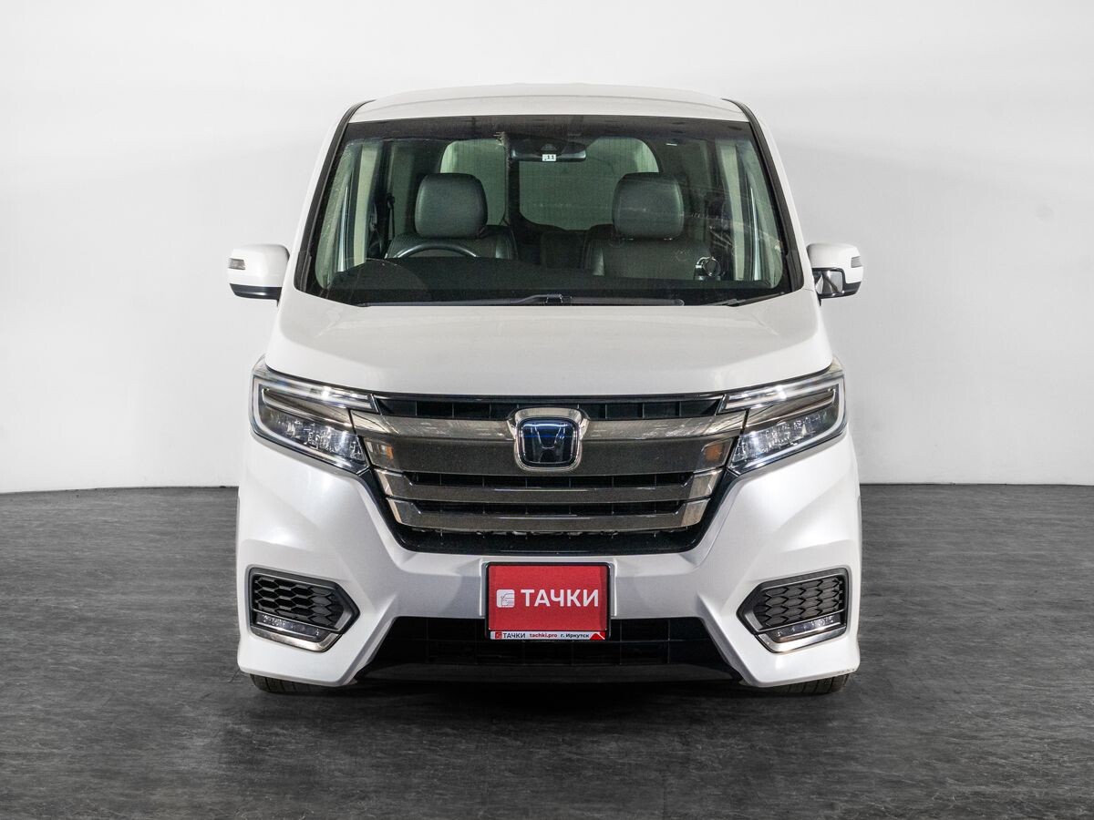 Honda Stepwgn 2017 - фото автомобиля