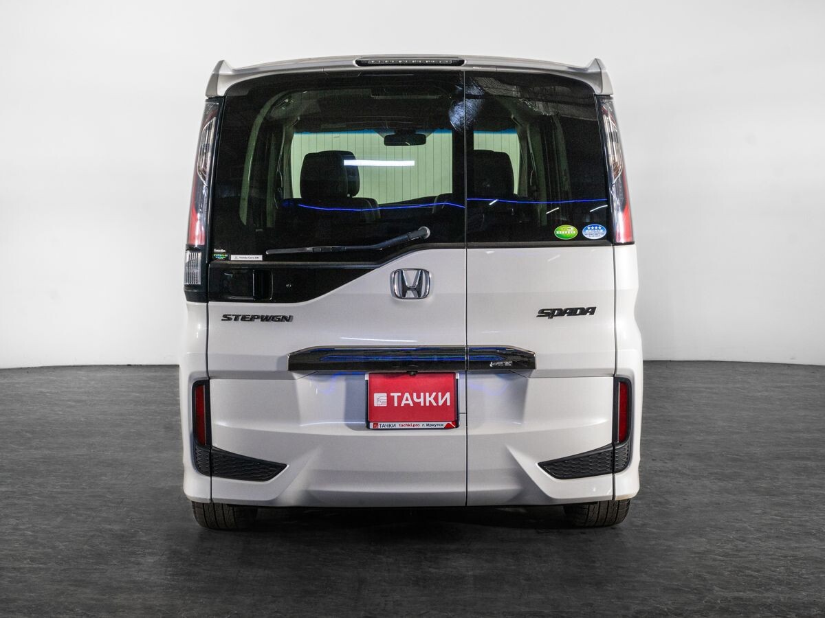 Honda Stepwgn 2017 - фото автомобиля
